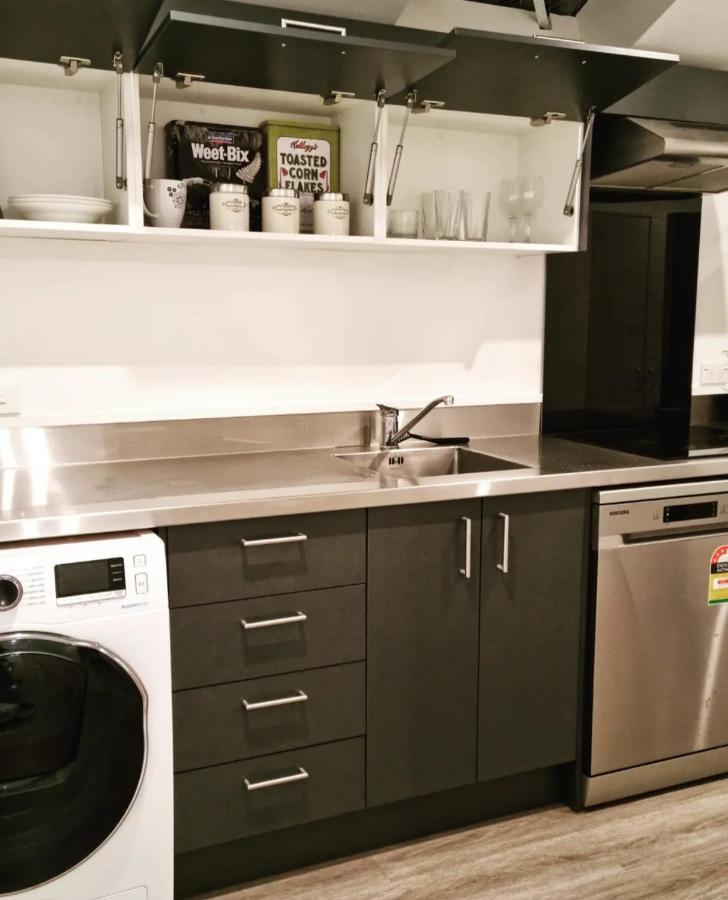 Modern & Cosy Studio Unit On Island Bay Beachfront Wellington Eksteriør billede